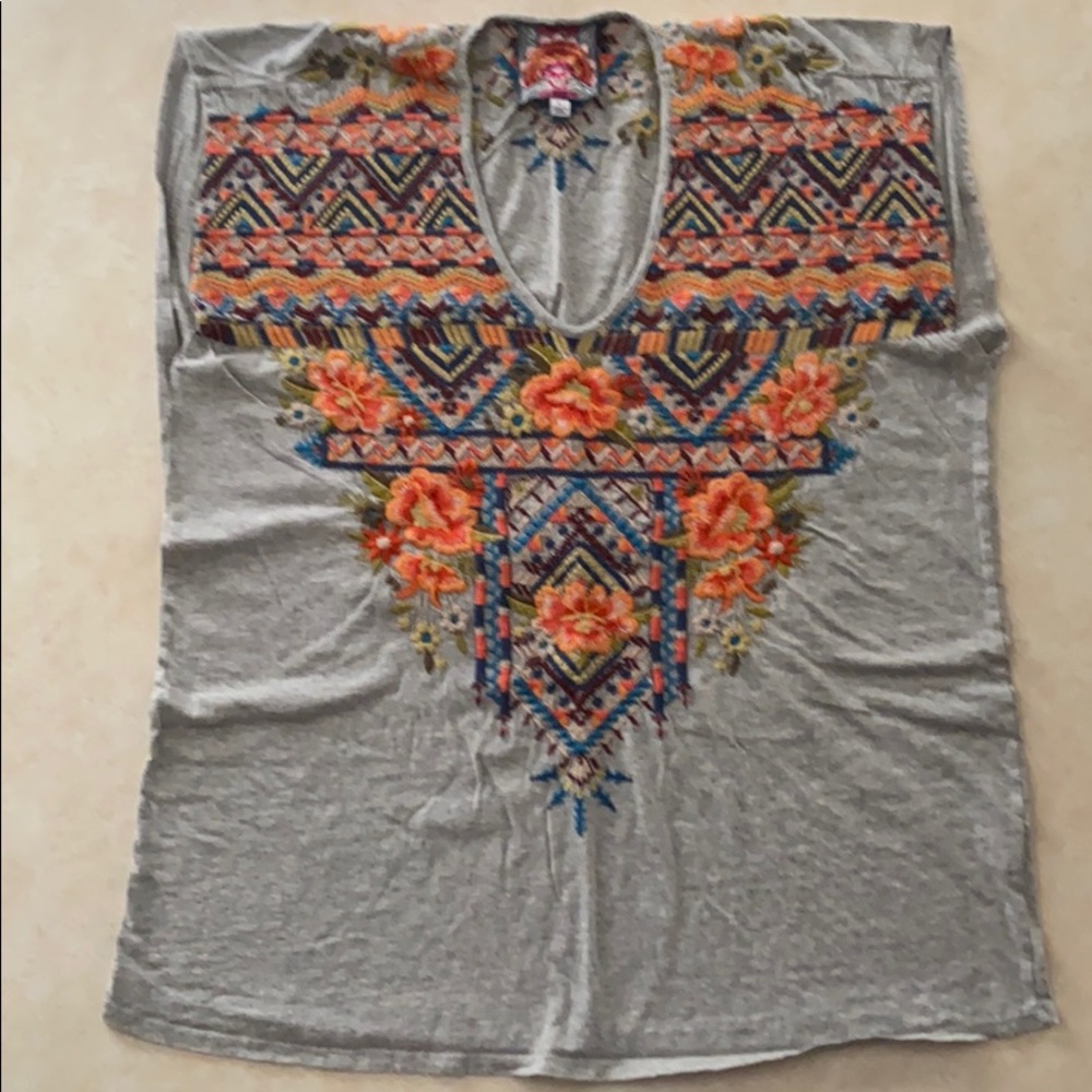Johnny was tunic